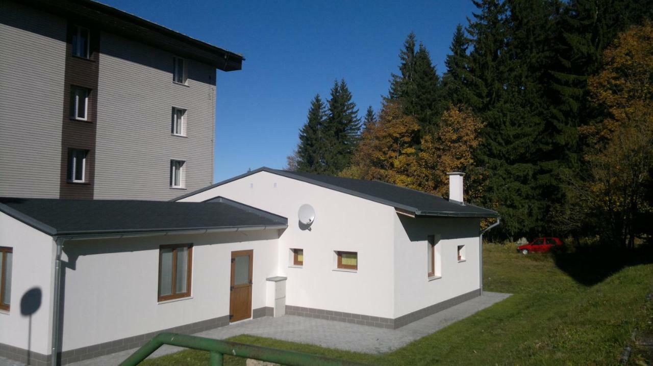 Apartman Срни Экстерьер фото
